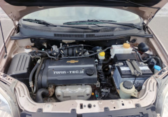 Подержанный автомобиль Chevrolet Aveo Sedan 2007 года (11 фото)