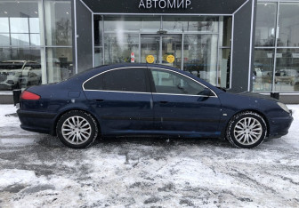Подержанный автомобиль Peugeot 607 2001 года (4 фото)