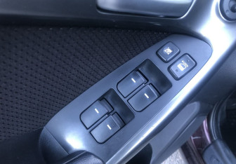 Подержанный автомобиль Kia Cerato Sedan 2011 года (13 фото)