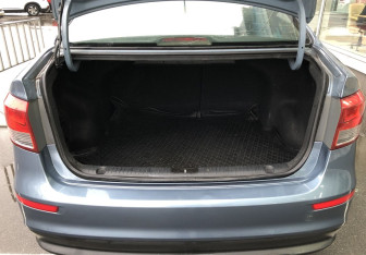 Подержанный автомобиль Kia Rio Sedan 2015 года (9 фото)