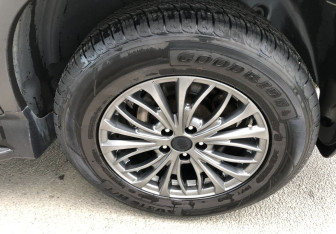 Подержанный автомобиль Kia Sorento 2012 года (15 фото)