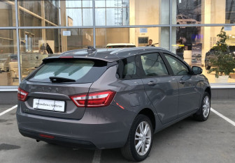Подержанный автомобиль LADA (ВАЗ) Vesta Wagon 2019 года (5 фото)
