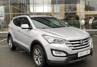 Подержанный автомобиль Hyundai Santa Fe 2014 года (3 фото)