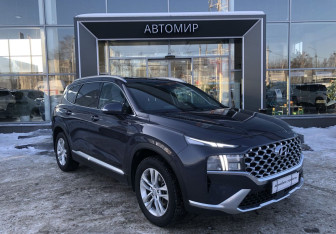 Подержанный автомобиль Hyundai Santa Fe 2021 года (3 фото)