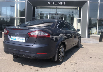 Подержанный автомобиль Ford Mondeo Sedan 2012 года (5 фото)