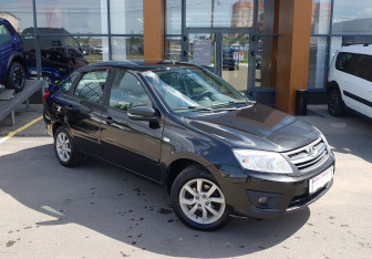 Подержанный автомобиль LADA (ВАЗ) Granta Liftback 2015 года (3 фото)