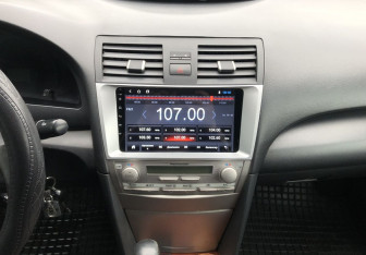 Подержанный автомобиль Toyota Camry Sedan 2009 года (12 фото)