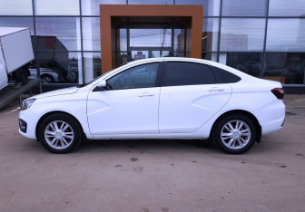 Подержанный автомобиль LADA (ВАЗ) Vesta Sedan 2024 года (8 фото)