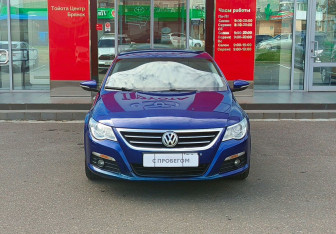 Подержанный автомобиль Volkswagen Passat CC 2009 года (2 фото)