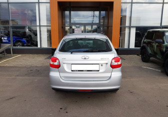 Подержанный автомобиль LADA (ВАЗ) Granta Liftback 2016 года (6 фото)