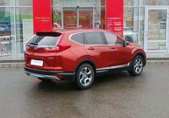 Подержанный автомобиль Honda CR-V 2018 года (5 фото)