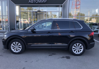 Подержанный автомобиль Volkswagen Tiguan 2017 года (8 фото)