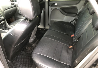 Подержанный автомобиль Ford Focus Sedan 2008 года (11 фото)