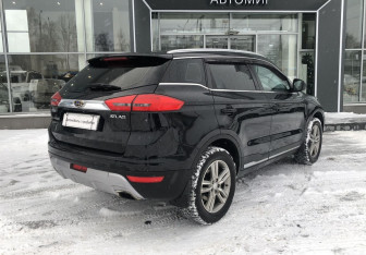 Подержанный автомобиль Geely Atlas 2018 года (5 фото)