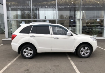 Подержанный автомобиль Lifan X60 2013 года (8 фото)