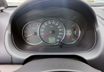 Подержанный автомобиль Mitsubishi Pajero Sport 2014 года (12 фото)