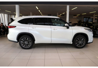 Новый Toyota Highlander 2026 (7 фото)