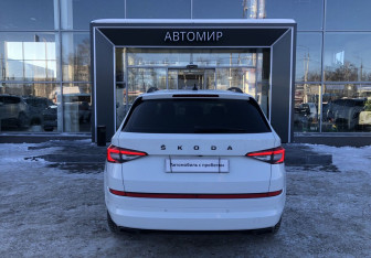 Подержанный автомобиль Skoda Kodiaq 2020 года (6 фото)