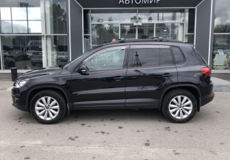 Подержанный автомобиль Volkswagen Tiguan 2016 года (8 фото)
