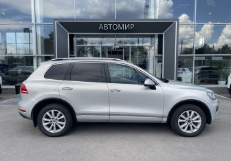 Подержанный автомобиль Volkswagen Touareg 2012 года (4 фото)