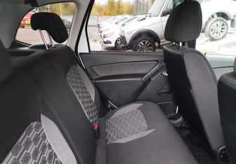 Подержанный автомобиль LADA (ВАЗ) Granta Wagon 2022 года (10 фото)