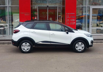 Подержанный автомобиль Renault Kaptur 2018 года (4 фото)