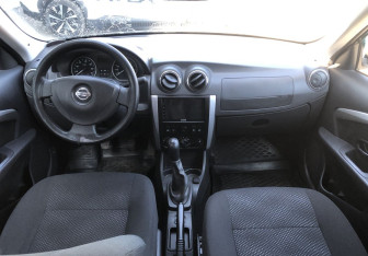 Подержанный автомобиль Nissan Almera Sedan 2016 года (10 фото)