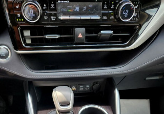 Новый Toyota Highlander 2025 (10 фото)