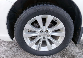 Подержанный автомобиль Toyota Venza 2014 года (10 фото)