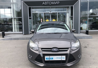 Подержанный автомобиль Ford Focus Sedan 2012 года (2 фото)