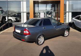 Подержанный автомобиль LADA (ВАЗ) Priora Sedan 2008 года (5 фото)