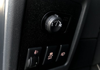 Подержанный автомобиль Nissan Qashqai 2013 года (14 фото)