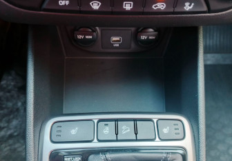 Подержанный автомобиль Hyundai Creta 2021 года (17 фото)