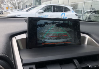 Подержанный автомобиль Lexus NX 2015 года (18 фото)