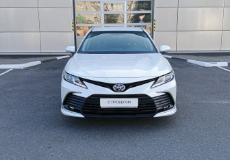 Новый Toyota Camry Sedan 2021 (2 фото)