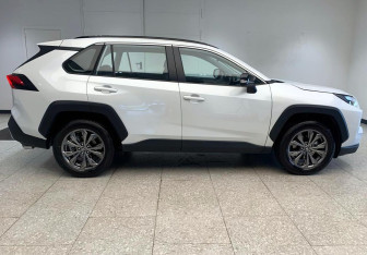 Новый Toyota RAV4 2025 (4 фото)