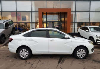 Подержанный автомобиль LADA (ВАЗ) Vesta Sedan 2024 года (4 фото)