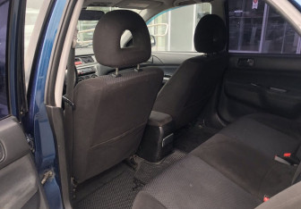 Подержанный автомобиль Mitsubishi Lancer Sedan 2005 года (11 фото)