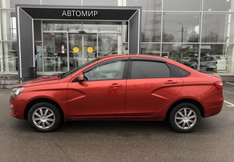 Подержанный автомобиль LADA (ВАЗ) Vesta Sedan 2017 года (4 фото)