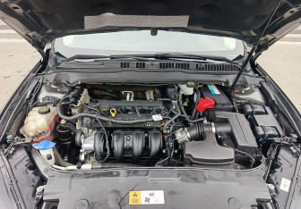 Подержанный автомобиль Ford Mondeo Sedan 2015 года (11 фото)