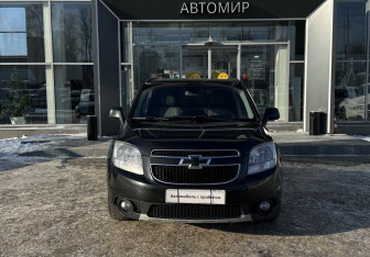Подержанный автомобиль Chevrolet Orlando 2013 года (2 фото)