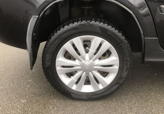 Подержанный автомобиль LADA (ВАЗ) Kalina Wagon 2010 года (15 фото)