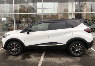 Подержанный автомобиль Renault Kaptur 2021 года (8 фото)
