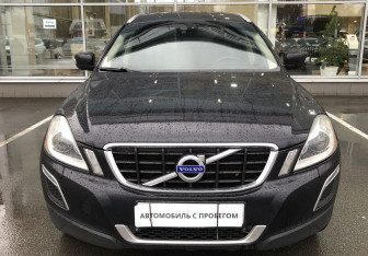 Подержанный автомобиль Volvo XC60 2012 года (2 фото)