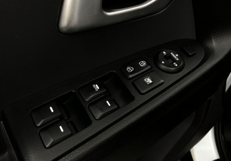 Подержанный автомобиль Kia Sportage 2012 года (13 фото)
