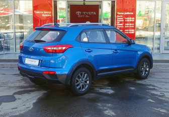 Подержанный автомобиль Hyundai Creta 2021 года (5 фото)