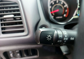 Подержанный автомобиль Mitsubishi ASX 2014 года (18 фото)