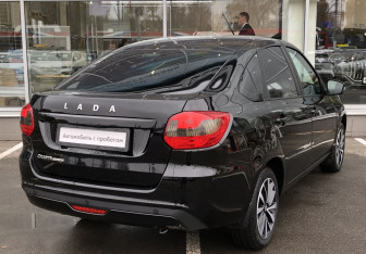 Подержанный автомобиль LADA (ВАЗ) Granta Liftback 2024 года (5 фото)