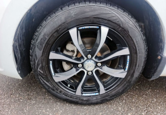 Подержанный автомобиль Kia Rio Sedan 2019 года (10 фото)