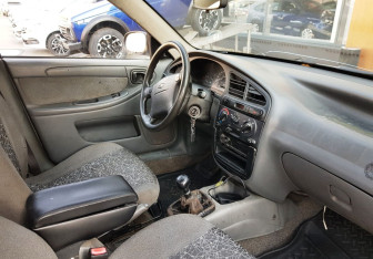 Подержанный автомобиль Chevrolet Lanos 2008 года (9 фото)